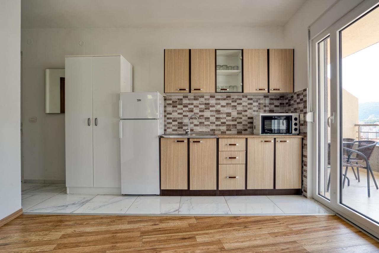 Apartmani Cukic Rafailovici Budva Exterior foto