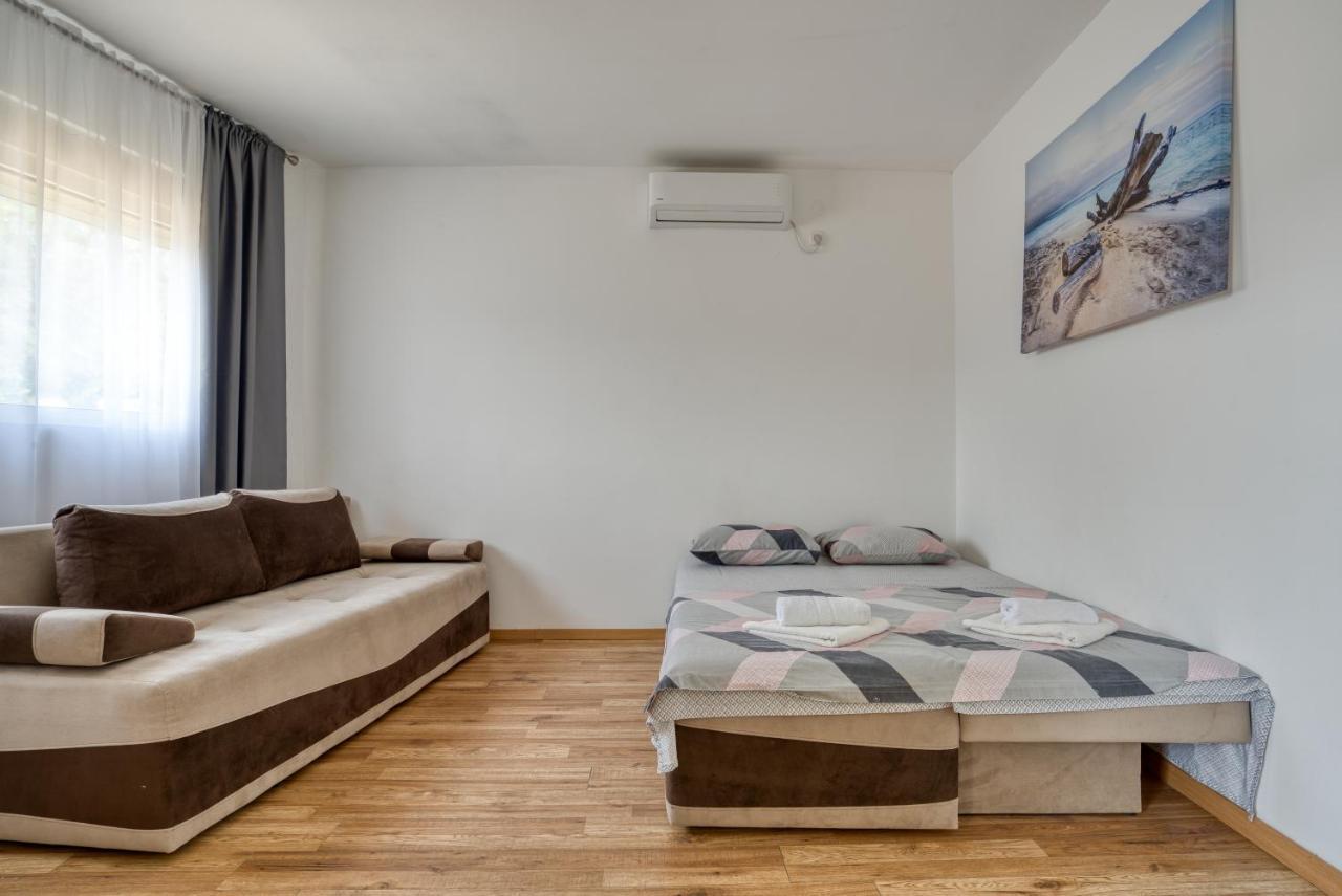 Apartmani Cukic Rafailovici Budva Exterior foto