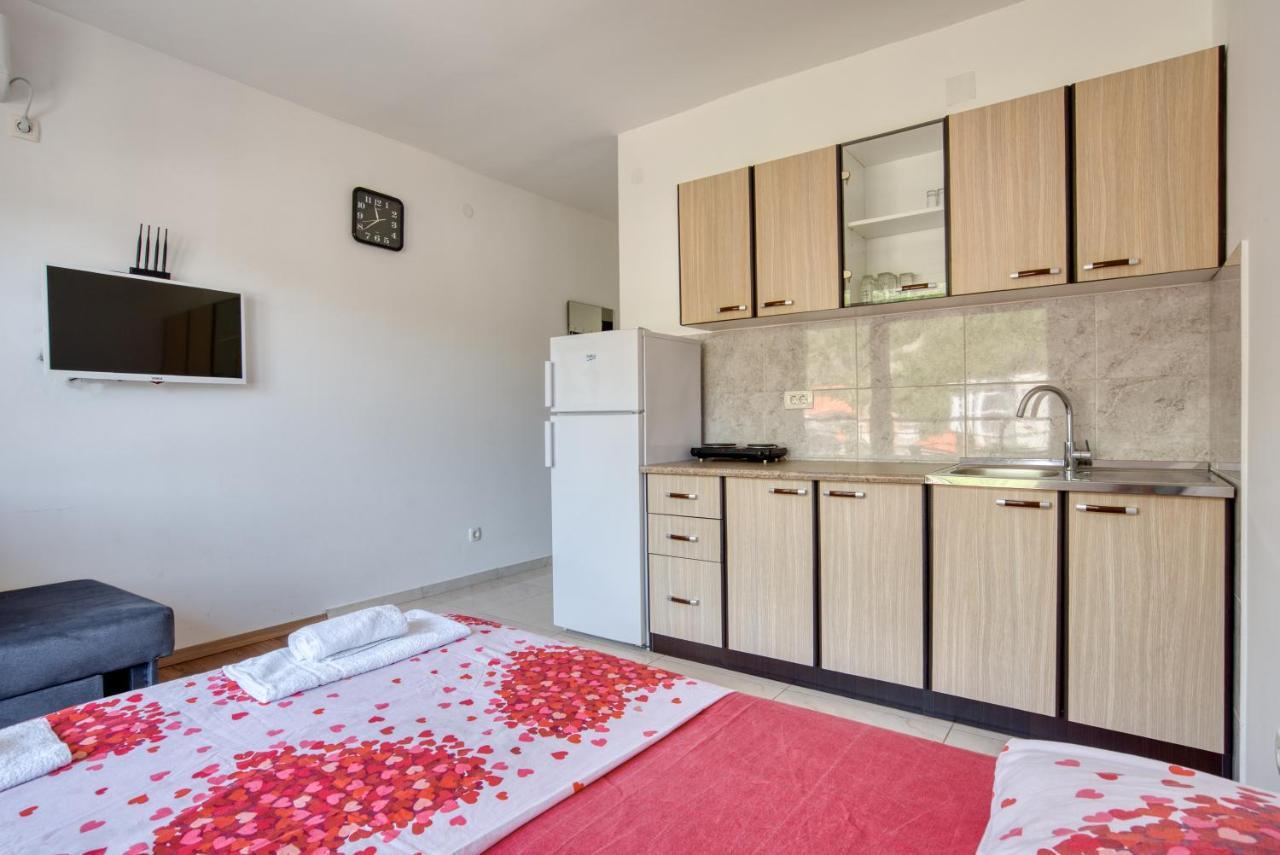 Apartmani Cukic Rafailovici Budva Exterior foto
